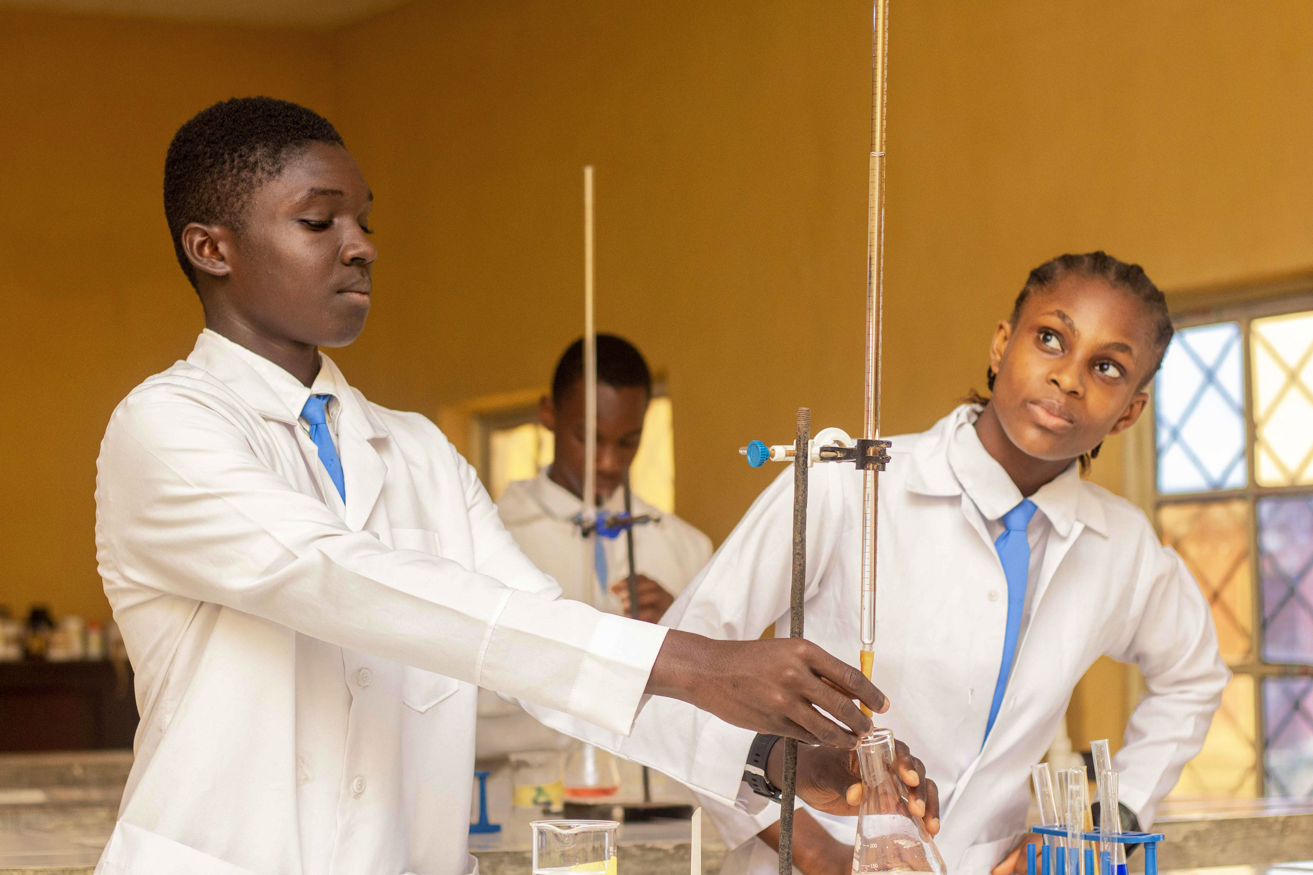 Laboratory / Science